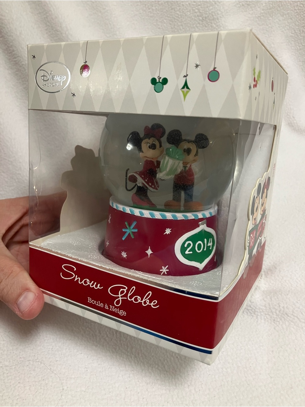 2014 Disney Store Mickey and Minnie Mouse Holiday Snow Globe NIB
